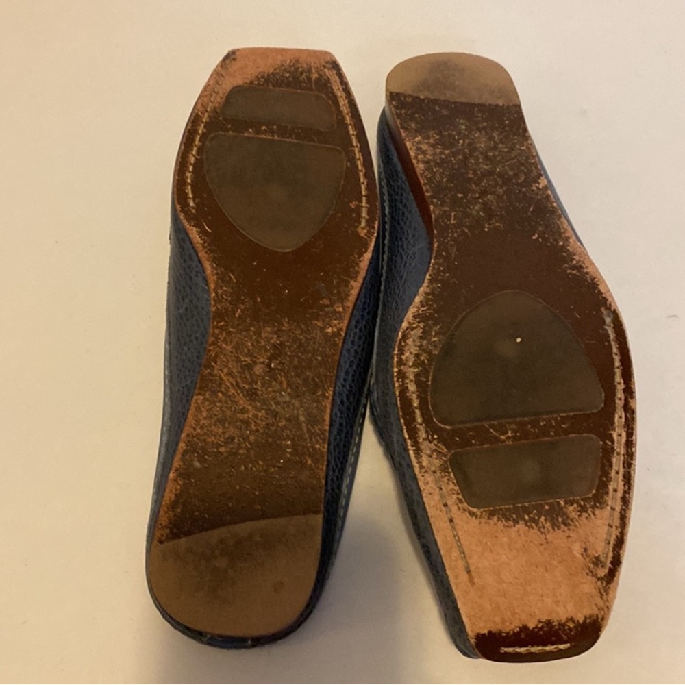 Cole Haan - Picture 2 of 5